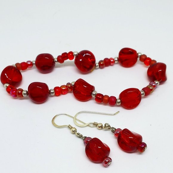 Bold Ruby Red Glass Bead Stretch Bracelet & Dangle Earrings in Sterling Silver - Picture 4 of 8